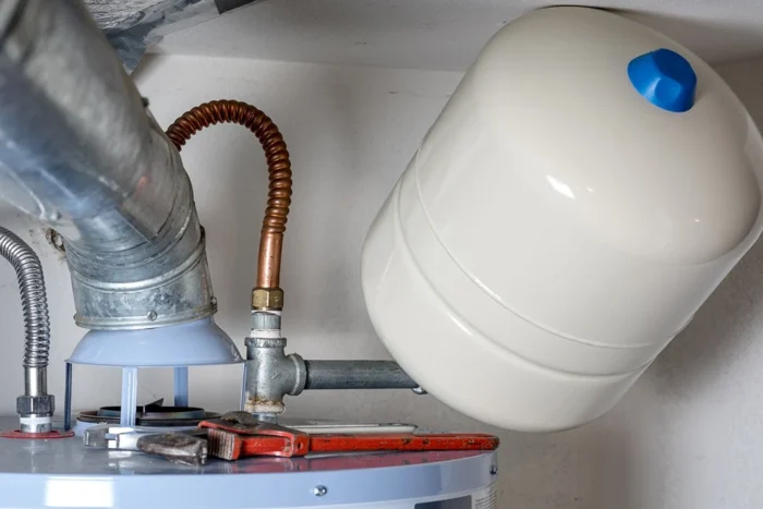 What Is a Closed Plumbing System?
