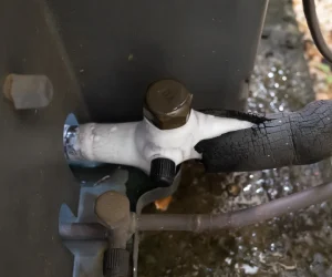 Why Ac Compressor Connected To Pipe Icing Up